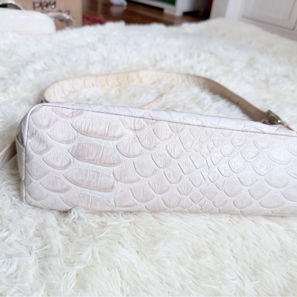 Mila Schon Italy Elegant Cream and Pink Croc-Embossed Shoulder Bag